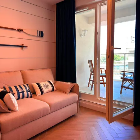 Jbhotels By The River Ii Apartment Szczecin